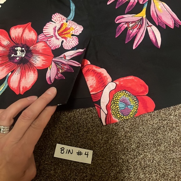 Bundle! All are size 10! 4 are Ann Taylor, 1 is LOFT. All in great condition! - Picture 5 of 16